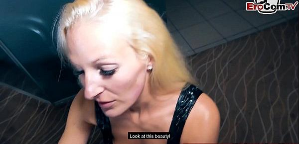  Erocom Date - Deutsche schlanke Blondine in der Nacht abgeschleppt und public gefickt